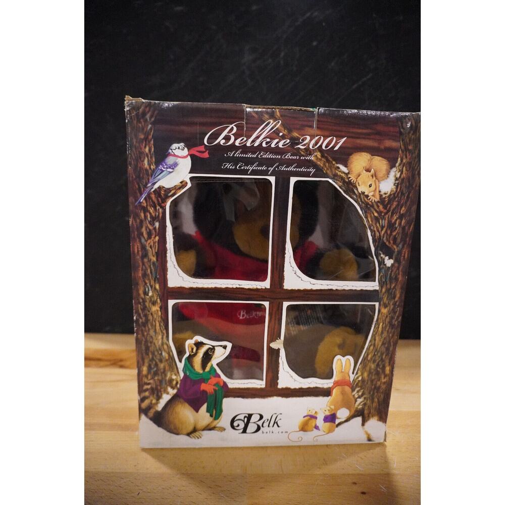 VINTAGE BELKIE BEAR 2001. CHRISTMAS HOLIDAY PLUSH BELK.